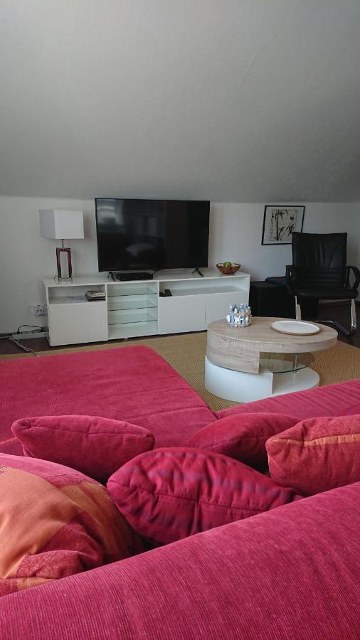 Klimatisiertes Ferienapartment An Der Stadtgrenze Von Berlin Gosen